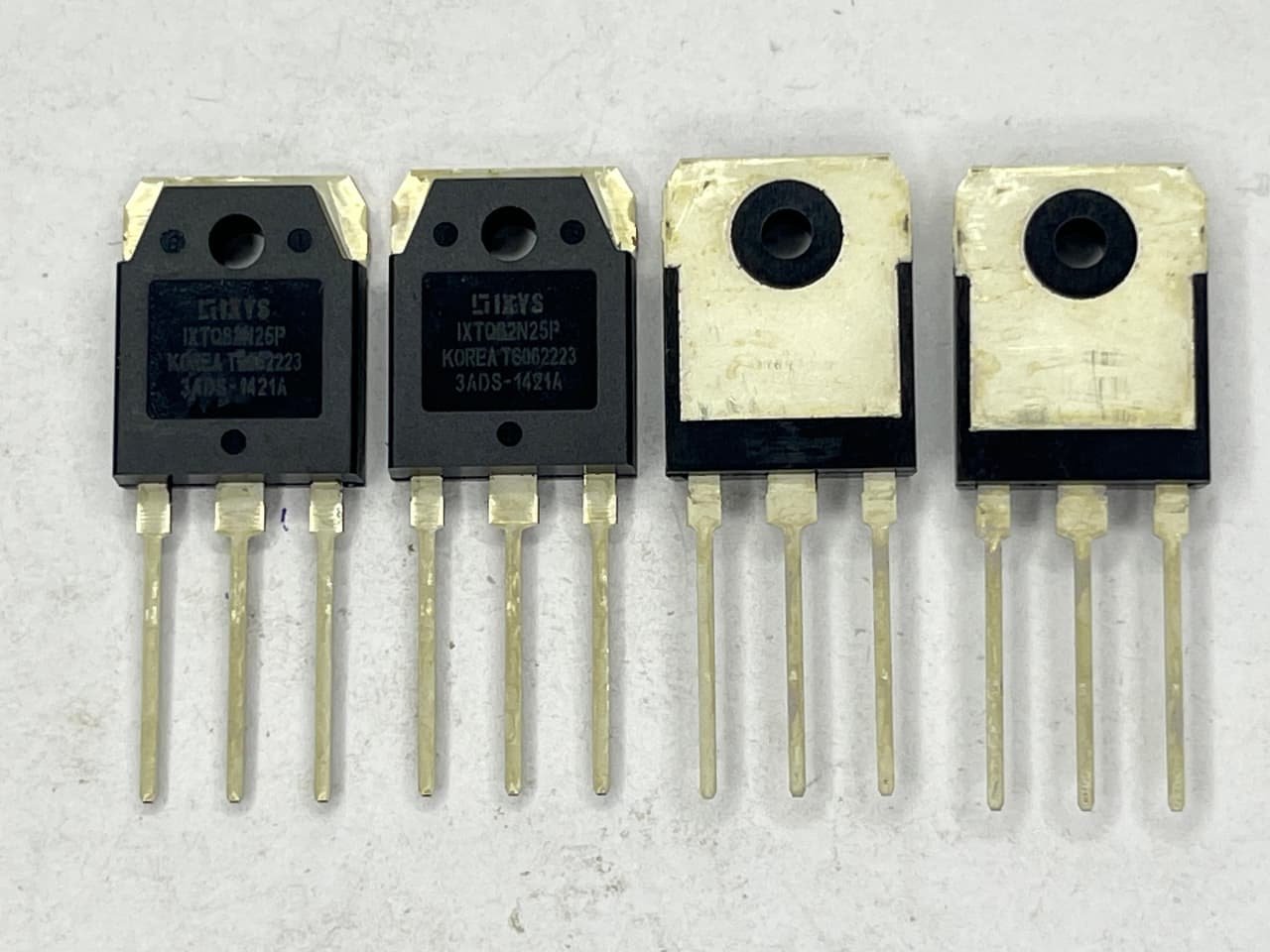 IXTQ82N25P