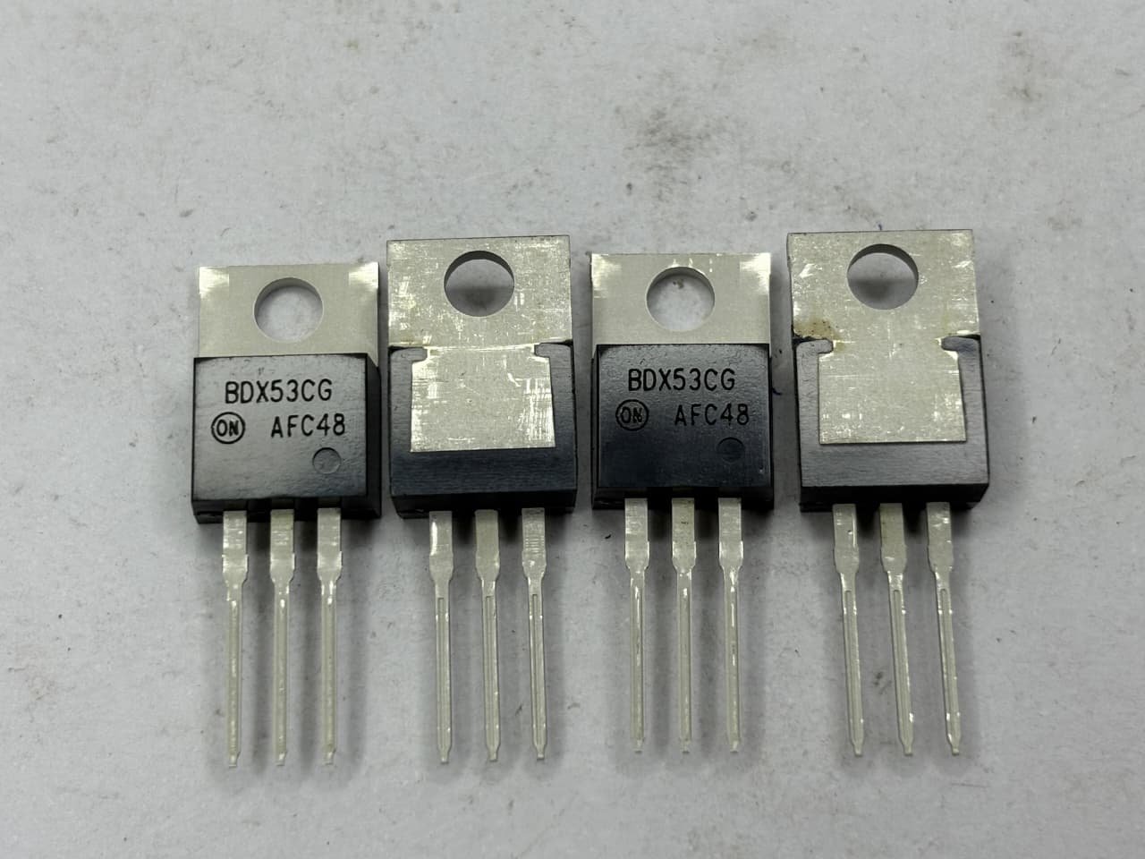 BDX53CG