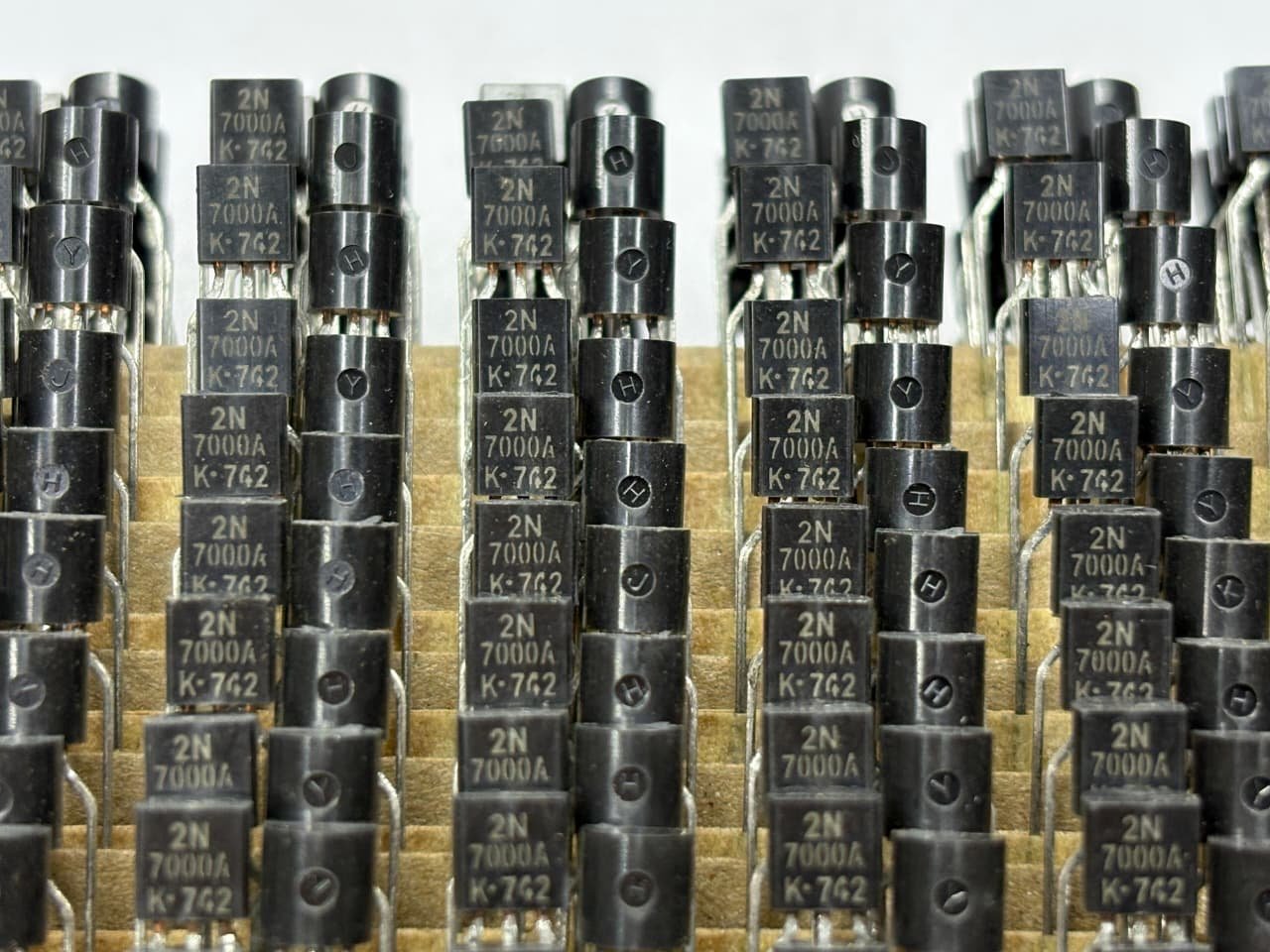 2N7000A