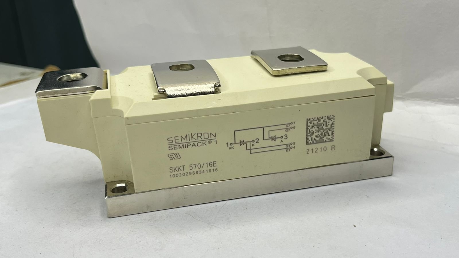 SKKT570/16E