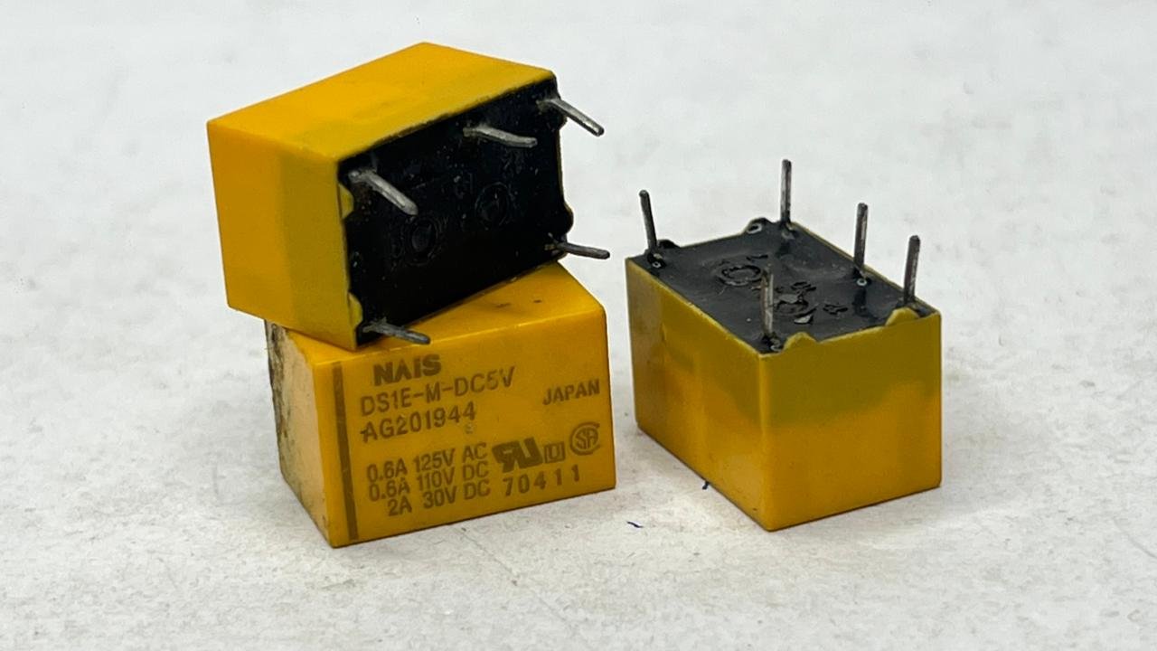 DS1E M 5VDC