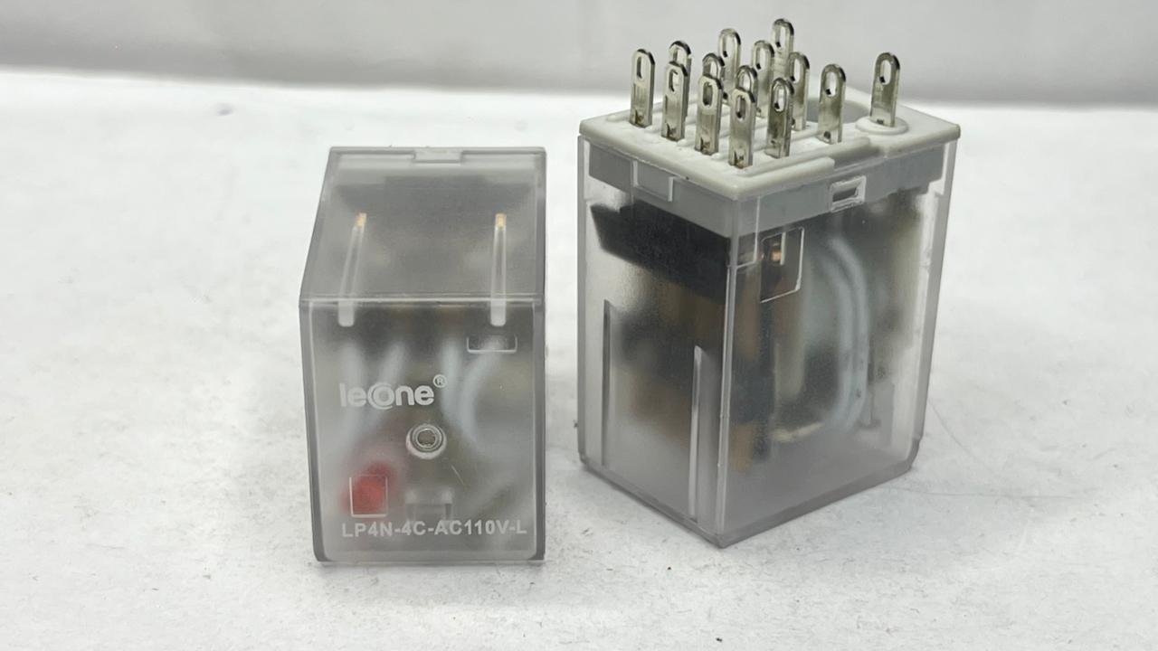 LP4N 110VAC