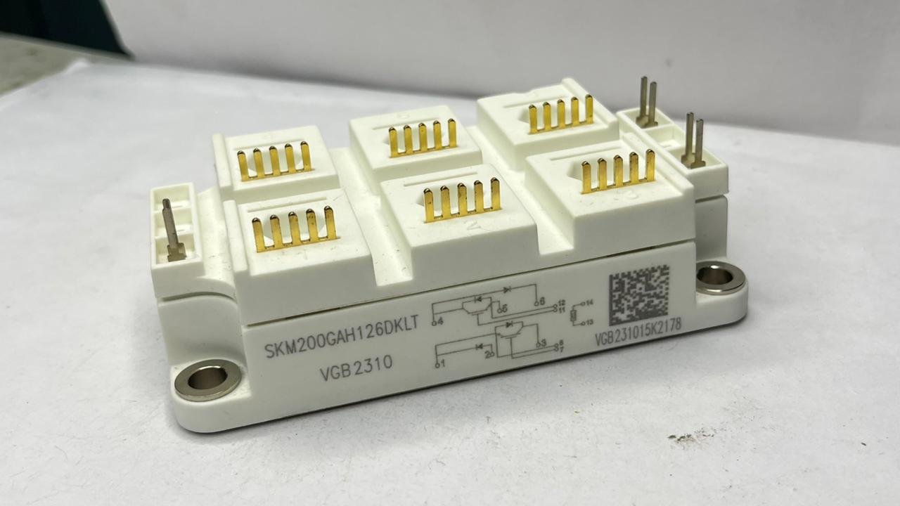 SKM200GAH126DKLT
